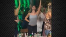 Ο χορός της Κλέλιας Ανδριολάτου σε πανηγύρι, δείτε βίντεο