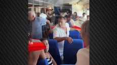 Βίντεο: Πανικός και αγωνία στο καταμαράν όταν άρχισε να βυθίζεται ανοιχτά της κατεχόμενης Κερύνειας

