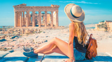 Πάνω από 28,5 εκατ. τουρίστες στην Ελλάδα το φετινό οκτάμηνο