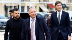 «Ουσιαστική και σημαντική» συνομιλία λένε Γουίτκοφ και Κούσνερ για τη συνάντηση με Ζελένσκι
