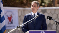 Μήνυμα Μητσοτάκη στην Τουρκία από το Καστελλόριζο: Δεν απειλούμε κανέναν, αλλά και δεν δεχόμαστε απειλές - Κίνητρα εγκατάστασης 5.000 ευρώ στο ακριτικό νησί

