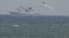 Ρωσική φρεγάτα εκτόξευσε φωτοβολίδες προς στρατιωτικό ελικόπτερο της Δανίας