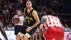 Πάλεψε αλλά ηττήθηκε (91-87) από τον Ερυθρό Αστέρα στο Βελιγράδι ο Άρης 