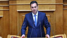 «Όποιος δεν αντέχει να δίνει 10 ευρώ την ημέρα για βενζίνη, χρησιμοποιεί μέσα μεταφοράς» είπε ο βουλευτής της ΝΔ Κουλκουδίνας και προκάλεσε αντιδράσεις