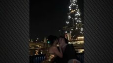 Κιμ Καρντάσιαν: To φιλί με τον Λιούις Χάμιλτον με φόντο τον Πύργο του Άιφελ