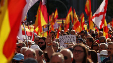 Διαδήλωση στη Μαδρίτη για τη Θέουτα: Χιλιάδες στους δρόμους κατά της κυβέρνησης Σάντσεθ
