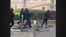 Βίντεο σοκ από τη Γαλλία: Αστυνομικός πυροβόλησε με εκτοξευτή χειροβομβίδων κατά μαθητή, «το στόμα του έχει διαλυθεί» λέει η μητέρα του