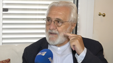 Γιάννης Σμαραγδής: Ο Πέτρος Φιλιππίδης έπρεπε να έχει επιστρέψει ήδη στην υποκριτική, χάνει ο πολιτισμός