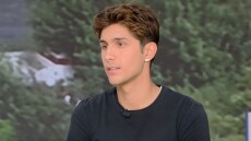Μπάμπης Λαζαρίδης για τον πατέρα του: Έχω λίγες μνήμες από εκείνον, θυμάμαι να με μαλώνει μία φορά