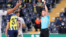 Stoiximan Super League: Ο Ισπανός Ερνάντεθ θα σφυρίξει το ντέρμπι Ολυμπιακός - Παναθηναϊκός