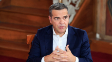 Το όραμα Τσίπρα για την «ενωμένη Κεντροαριστερά»: Οι αιχμές για το ΠΑΣΟΚ και τα μηνύματα προς Ρούμπιο και Μητσοτάκη
