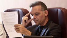 Ένταση και διαφωνίες στο Δημοτικό Συμβούλιο της Αθήνας για την Γκράβα - Θα ανοίξει όταν είμαστε απόλυτα ασφαλείς, είπε ο Δούκας