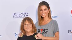 Η Μαρία Μενούνος περιγράφει τη μάχη της μητέρας της με τον καρκίνο: «Δεν καταλάβαινα τι συνέβαινε»