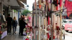 Ανοιχτά τα μαγαζιά την Κυριακή των Βαΐων - Το ωράριο σε εμπορικά και σούπερ μάρκετ 