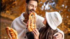 Ασφαλές το... φιλί για όσους πάσχουν από κοιλιοκάκη