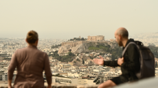 Καιρός - Λαγουβάρδος: «Κοκτέιλ» αφρικανικής σκόνης και υψηλών θερμοκρασιών, πώς θα κινηθούν τα φαινόμενα τις επόμενες ώρες