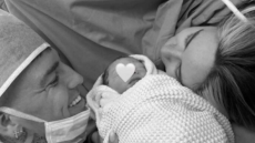 ΠΑΟΚ: Έγινε πατέρας ο Μπράντον Τόμας - Φωτογραφίες 