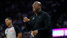 Ο Μάικ Μπράουν αναλαμβάνει τους Νιου Γιορκ Νικς
