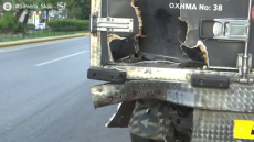 Καλλιθέα: 48χρονος αστυνομικός ο νεκρός στο τροχαίο - Η μηχανή του «καρφώθηκε» κάτω από φορτηγό
