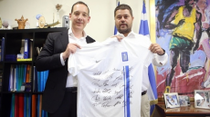 Οι Αυστραλοί θέλουν φιλικό παιχνίδι με την Εθνική ποδοσφαίρου της Ελλάδας στη Μελβούρνη 