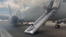 Πανικός σε πτήση στο Ντένβερ - Εκκενώθηκε φλεγόμενο Boeing της American Airlines, δείτε βίντεο