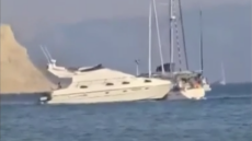 Γιοτ παρέσυρε ιστιοφόρα στην Κέρκυρα - Βίντεο από το ατύχημα στην Ερεικούσα