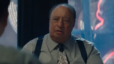 Ο δισεκατομμυριούχος Τζον Κατσιματίδης στο τρέιλερ της νέας ταινίας του Τιμοτέ Σαλαμέ με τη Γκουίνεθ Πάλτροου - Δείτε βίντεο
