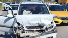 Κατερίνη: ΙΧ μπήκε στο αντίθετο ρεύμα και έπεσε σε δύο οχήματα - Νεκρός ένας 61χρονος