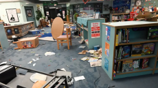 Φλόριντα: 12χρονος και 13χρονος τα έκαναν γης μαδιάμ στη βιβλιοθήκη του σχολείου τους - Προκάλεσαν ζημιές $50.000, τους κατέδωσαν οι μητέρες τους
