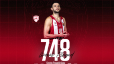 Έγραψε ιστορία στη Μαδρίτη ο Παπανικολάου - Έγινε ο παίκτης με τα περισσότερα ματς στην ιστορία του Ολυμπιακού! 