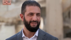 To φλερτ του Αλ Σάρα με δημοσιογράφο του CBS: «Ο Τραμπ είπε ότι είστε όμορφος και σκληρός» - «Έχετε αμφιβολία γι' αυτό;»