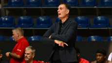 Μπαρτζώκας: «Ερχόμενοι από το Μόναχο στη Μύκονο, είχαμε μια διάθεση διακοπών στο πρώτο ημίχρονο»
