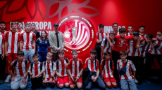 Ολυμπιακός: Στο νέο μουσείο ο Κούλης Καραταΐδης με τα παιδιά της σχολής Μενιδίου - Φωτογραφίες 