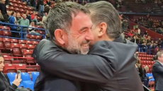 Στο Μιλάνο για το παιχνίδι του Παναθηναϊκού με την Αρμάνι ο Καραγκούνης, βίντεο 