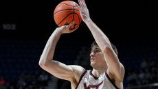 Νεοκλής Αβδάλας: Eκπληκτική εμφάνιση με 30άρα στη νίκη του Βιρτζίνια Τεκ