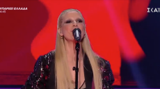 Η μαρτυρία τραγουδίστριας στο σχήμα του Μαζωνάκη με τον 21χρονο που τον κατήγγειλε: Ο Στέφανος μου έλεγε «θέλουν να με στείλουν στο καμαρίνι του»