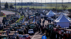 Μαρινάκης: Να εφαρμοστεί ο νόμος για τα μπλόκα, χωρίς αστυνομία δεν γίνεται - Ποιους θα δει το μεσημέρι ο Μητσοτάκης