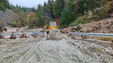 Μήνυμα του 112 για κίνδυνο κατολισθήσεων στην Ήπειρο: Ακυρώθηκε πτήση Αθήνα - Ιωάννινα λόγω κακοκαιρίας