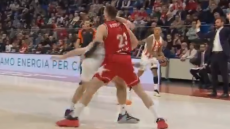 Μάρκο Γκούντουριτς: Στη Euroleague TV τον τρόλαραν για επιθετικό φάουλ  - «Είναι περίοδος των βραβείων στο Χόλιγουντ»