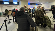 Οι Γερμανοι στρατιωτικοί έφυγαν άρον-άρον από τη Γροιλανδία ώρες μετά τις απειλές Τραμπ για επιβολή δασμών