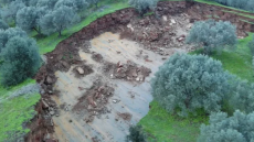 Νέες εικόνες από την κατολίσθηση στην Ιόνια Οδό, κλειστό το τμήμα από Άρτα μέχρι Αμφιλοχία
