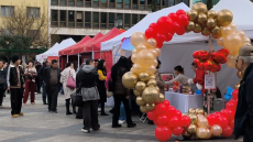 Οι Κινέζοι της Αθήνας γιορτάζουν την Πρωτοχρονιά στην Κοτζιά: Μας αρέσει η ζωή εδώ, έχουμε πολλά κοινά με τους Έλληνες, δείτε βίντεο