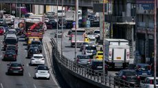 Κίνηση στους δρόμους: Από την Ελευσίνα η κίνηση προς τη λεωφόρο Αθηνών, μποτιλιάρισμα στην άνοδο του Κηφισού -  Σε ισχύ οι κυκλοφοριακές ρυθμίσεις στην Αττική Οδό