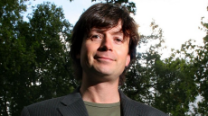 Μυστήριο με τον θάνατο του συνιδρυτή της εταιρείας ρούχων Asos: Έπεσε από τον 17ο όροφο κτηρίου στην Ταϊλάνδη