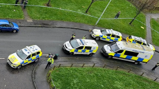 Δύο τραυματίες από τον άνδρα που κυκλοφορούσε με μαχαίρια σε περιοχή του Εδιμβούργου