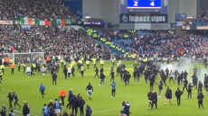 Σοβαρά επεισόδια στο Ρέιντζερς-Σέλτικ: «Ντου» κουκουλοφόρων μετά το θρίλερ των πέναλτι, βίντεο
