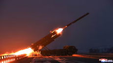 Η Βόρεια Κορέα εκτοξεύει πύραυλο στη θάλασσα εν μέσω αμυντικών ασκήσεων ΗΠΑ-Νότιας Κορέας