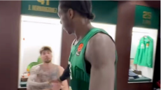 Ο Χουάντσο αποθέωσε τον Ναν στα αποδυτήρια: «Σε ευχαριστώ για το δεύτερο ημίχρονο»
