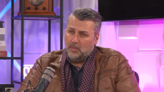 Απέβαλε στη 10η εβδομάδα η σύζυγος του Γιάννη Καλλιάνου: «Κλαίει συνεχώς εδώ και 10 ημέρες, προσπαθώ να της εξηγήσω ότι δεν τελειώνει εδώ η ζωή»