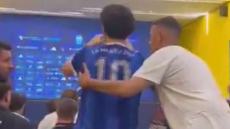 Οπαδός διέκοψε τη συνέντευξη Τύπου του Σκαλόνι για να τον προειδοποιήσει ότι η Γαλλία είναι καλή ομάδα και πρέπει να προσέξει η Αργεντινή, βίντεο